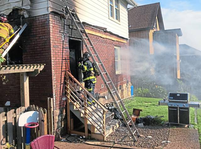 1558539_web1_vnd-riversidedrivefireRA-081919