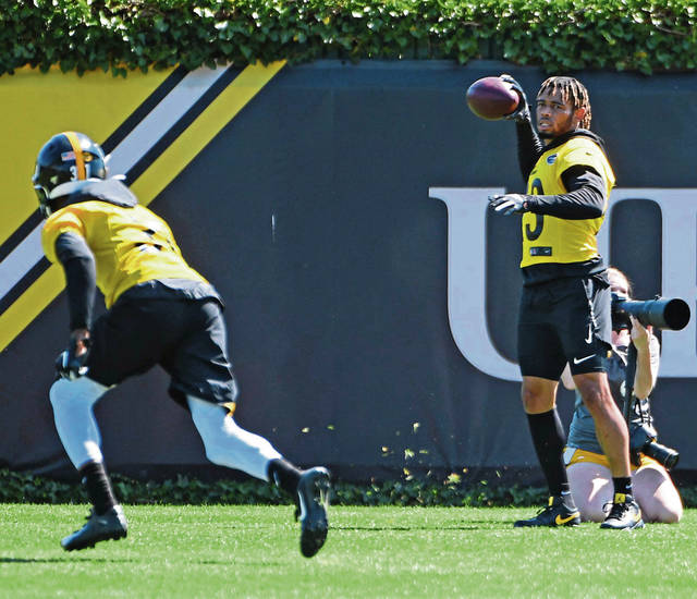 1559970_web1_gtr-steelers09-082019