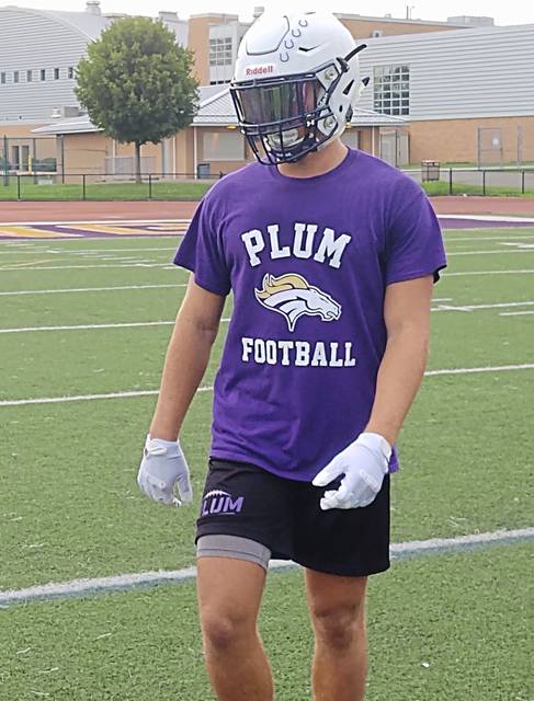 Plum’s Matolcsy hopes to build on solid sophomore season as 2-way player<span class="headline-video">Video <i class="fa-solid fa-circle-play"></i></span>