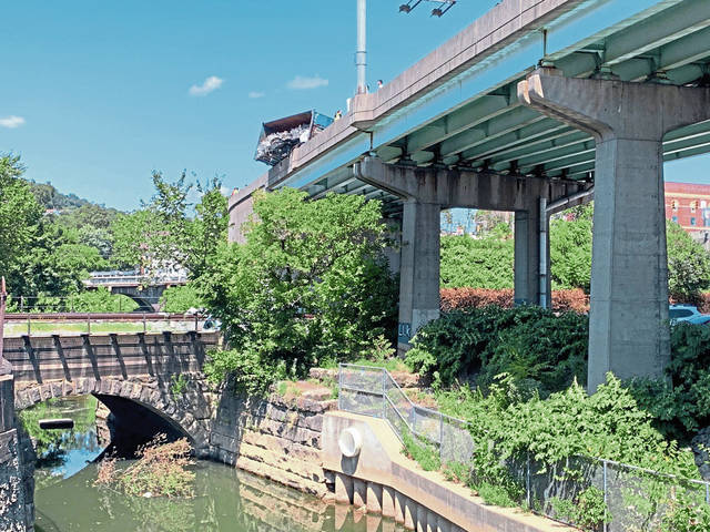 1561294_web1_vnd-truckbridge-082019