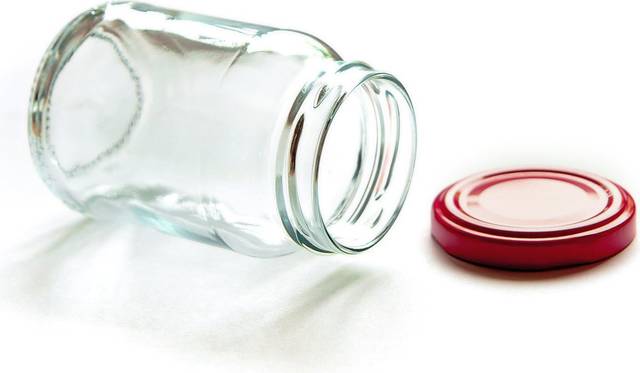 1566840_web1_web-emptyjar