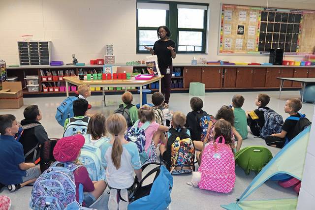 Wyland Elementary students arrive for first day of school year
