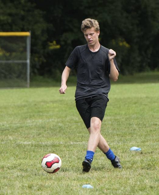 Middle of lineup powers Sewickley Academy boys soccer
