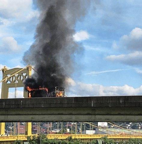 1583542_web1_ptr-Route376VehicleFire-082419