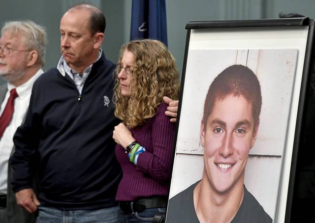 1586938_web1_AP19236635916018