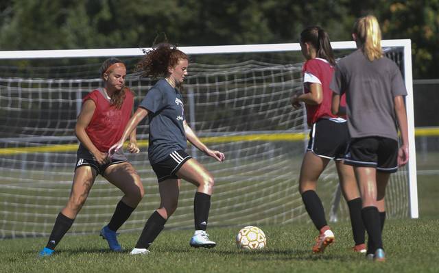 Springdale girls soccer hopes chemistry carries over under new coach