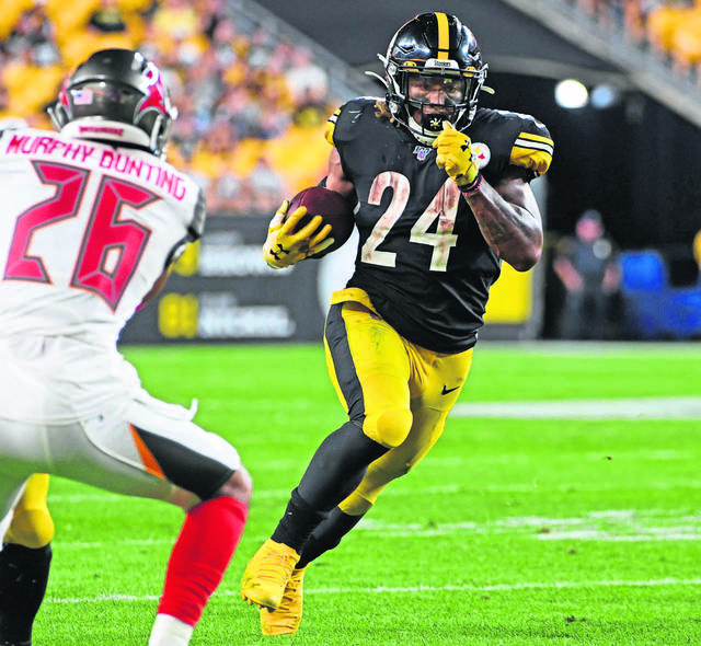 1604587_web1_gtr-steelers05-081719