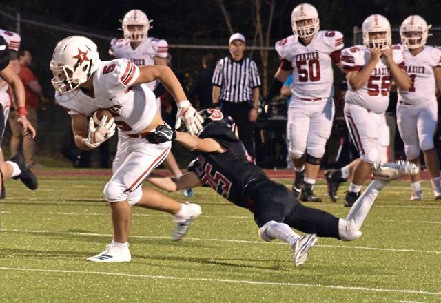 After first quarter fireworks, Southmoreland cruises past Frazier