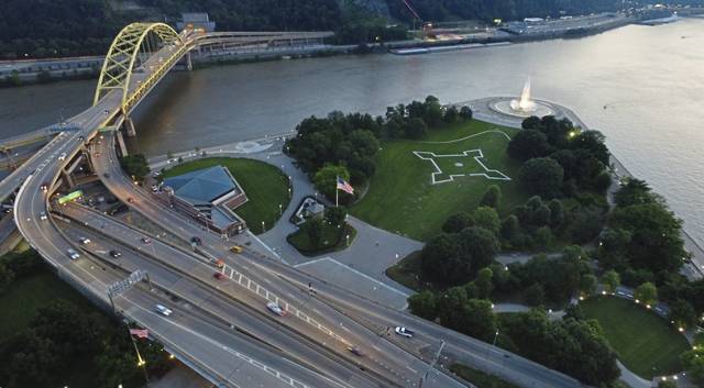 1591687_web1_ptr-FortPittBridge-FILE