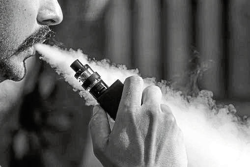 1605529_web1_vnd-vaping-090119