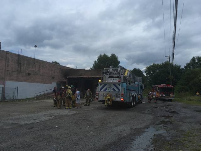 1621341_web1_Harrison-Heights-fire--2-