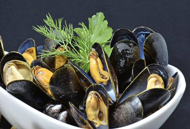 1622872_web1_gtr-liv-mussels-090419