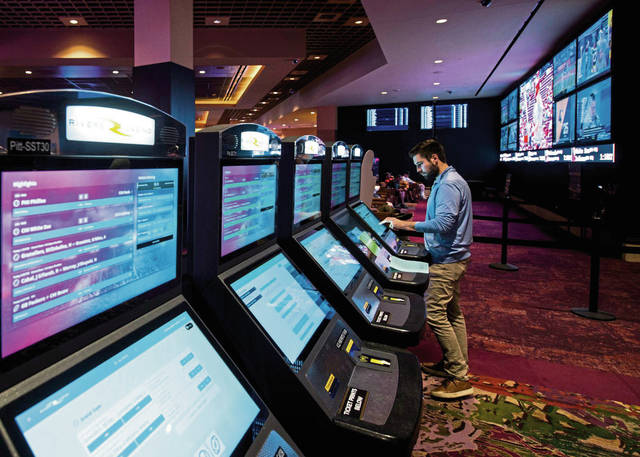 1630635_web1_PTR-SportsBetting02-090819