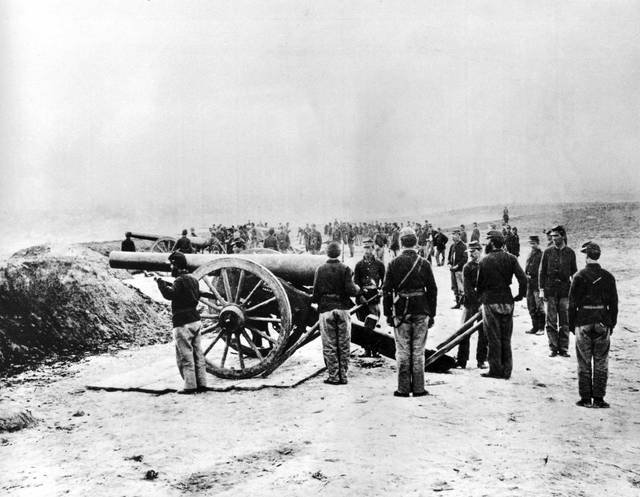 1637607_web1_GTR-civilwarimages08-090619