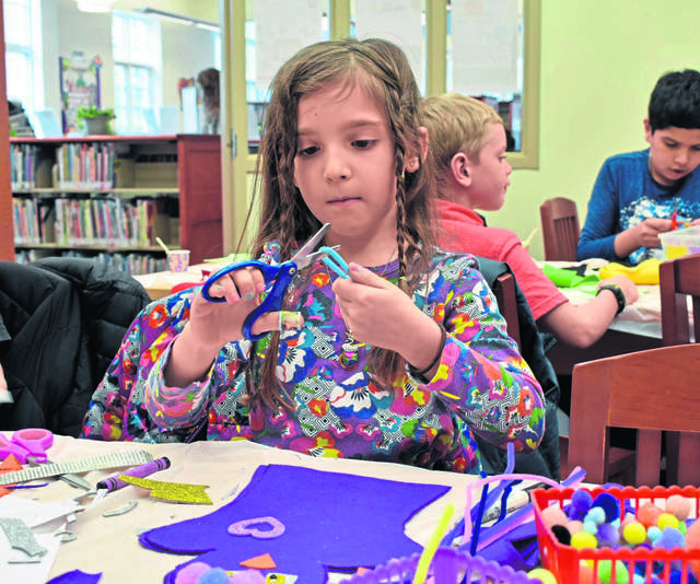 Sharpsburg and Cooper-Siegel libraries offer programs