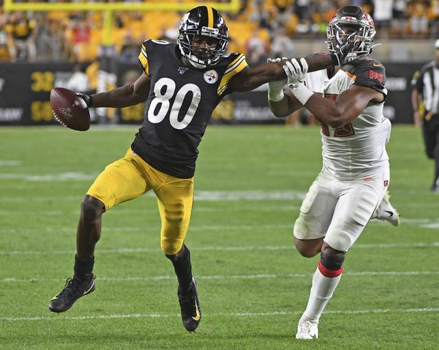 1644991_web1_gtr-steelers13-081019
