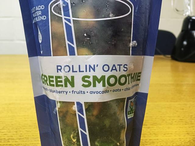 1649613_web1_gtr-SmoothieTasteTest-091019