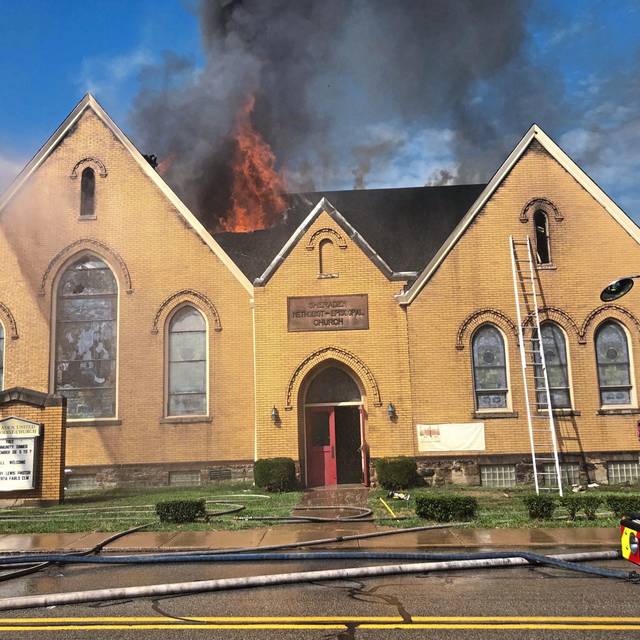 1650999_web1_ptr-sheradenchurchfire002-091019