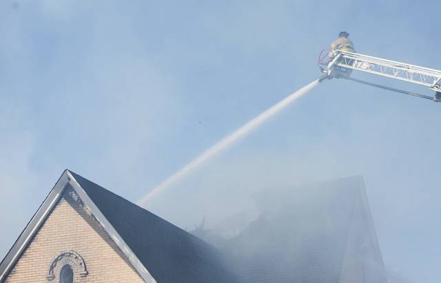 1650999_web1_ptr-sheradenchurchfire1-091019