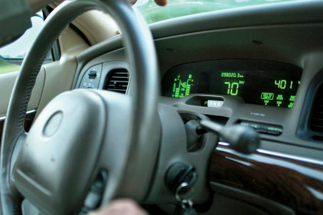 1681324_web1_web-steeringwheel