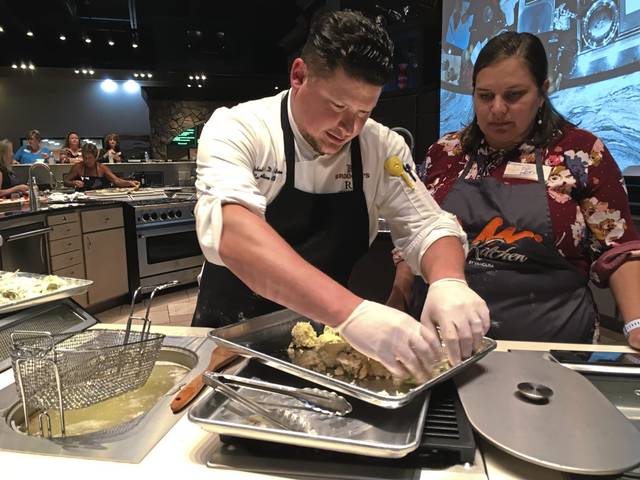 1691419_web1_gtr-liv-vangurachefs4-092019