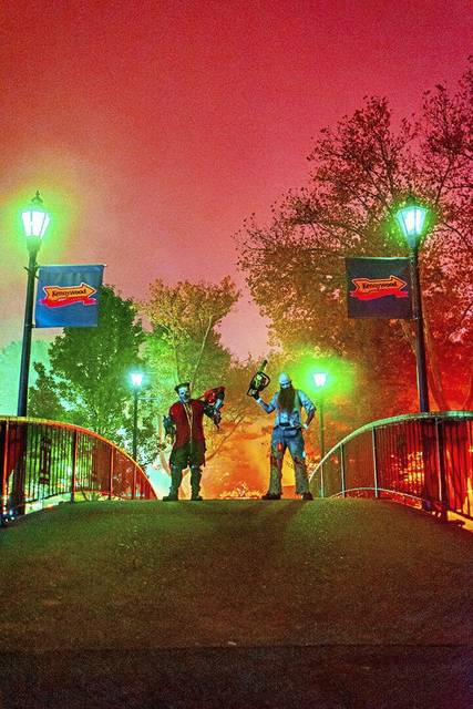 1696903_web1_gtr-liv-halloweenparks-pfn2-092919