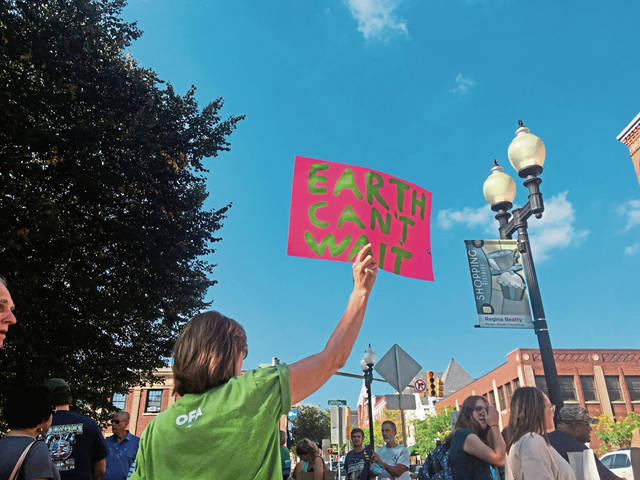 1704252_web1_gtr-climatestrike1-092119