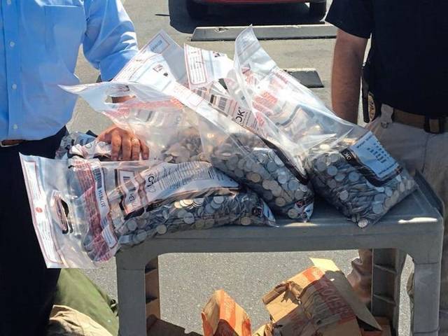 1712933_web1_AP19264739502297