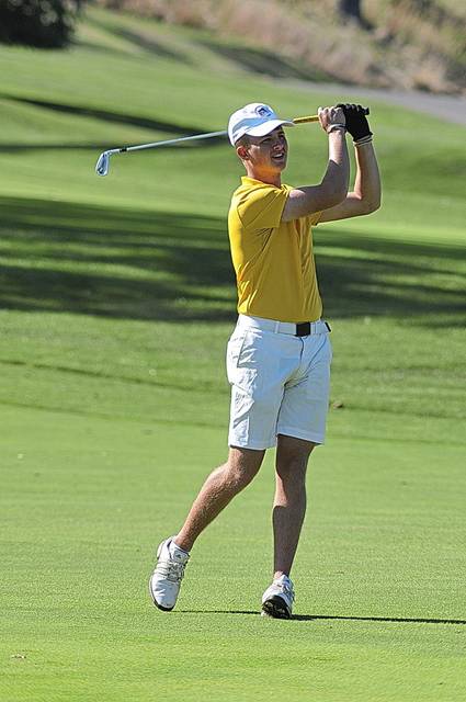 Latrobe golfer Colten McCutcheon survives bad hole to qualify for WPIALs<span class="headline-video">Video <i class="fa-solid fa-circle-play"></i></span>