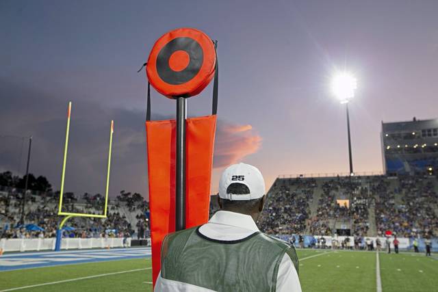 Huss’ run ignites Derry’s comeback victory against Elizabeth Forward