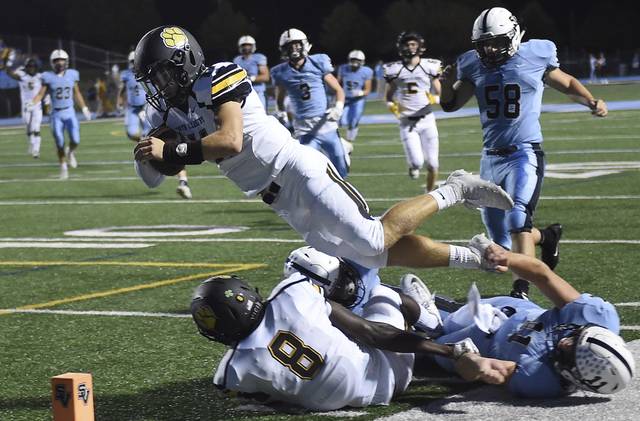 North Allegheny takes care of business vs. Seneca Valley<span class="headline-video">Video <i class="fa-solid fa-circle-play"></i></span>