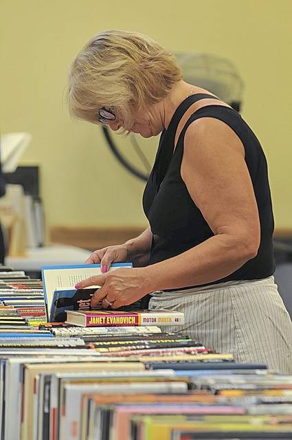 1743698_web1_nj-lo-NortlandBookSale2-101019