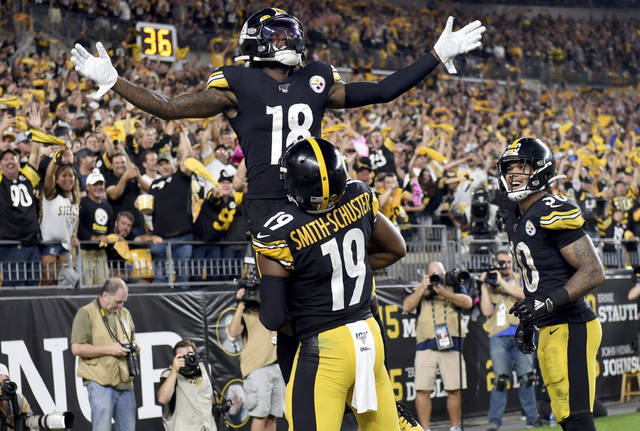1746536_web1_gtr-Steelers16B-100119
