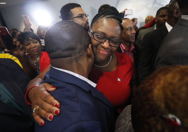 1750726_web1_1750726-af261aed6380495097db22f95c796aba