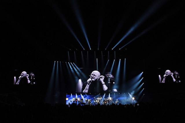 1752462_web1_gtr-liv-philcollins-1-100319