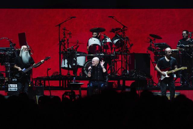 1752462_web1_gtr-liv-philcollins-4-100319