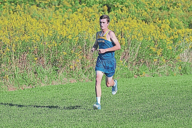 New runners make strides for Hampton cross country team