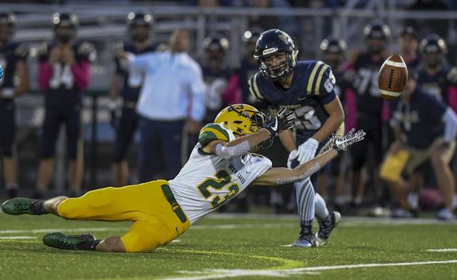 Freeport keeps playoff hopes alive with 3rd straight win