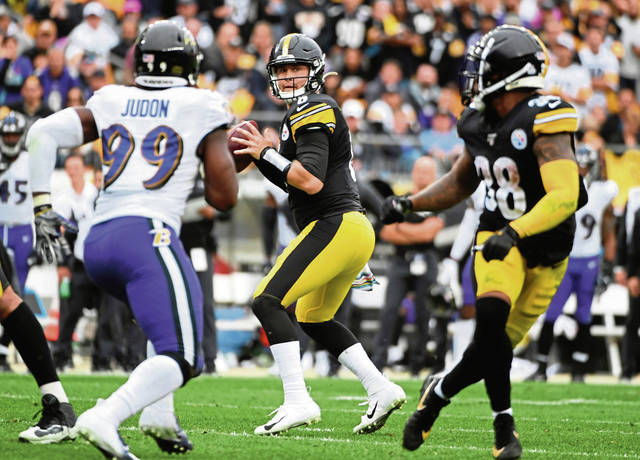 1782989_web1_gtr-Steelers04-101019