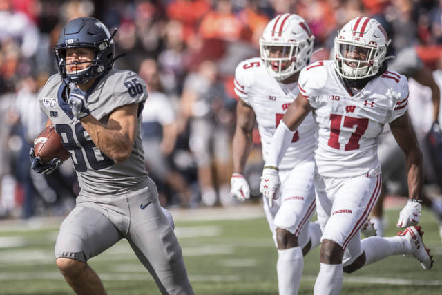 1832883_web1_1832883-ac4a3a7699264e57abe626201b35a5a9