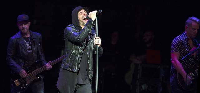 1834892_web1_gtr-liv-daughtry1-102119