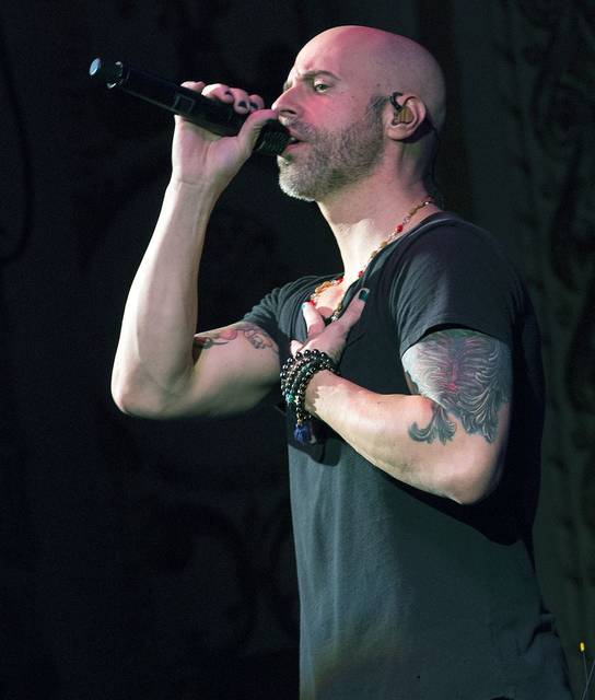 1834892_web1_gtr-liv-daughtry5-102119