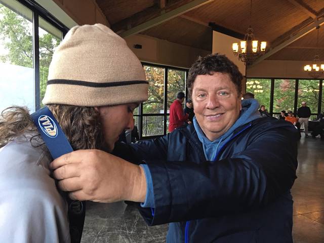 Riverside’s Skyler Fox wins 1st PIAA golf title<span class="headline-video">Video <i class="fa-solid fa-circle-play"></i></span>