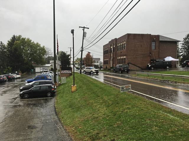 1839768_web1_Robbins-Station-Road