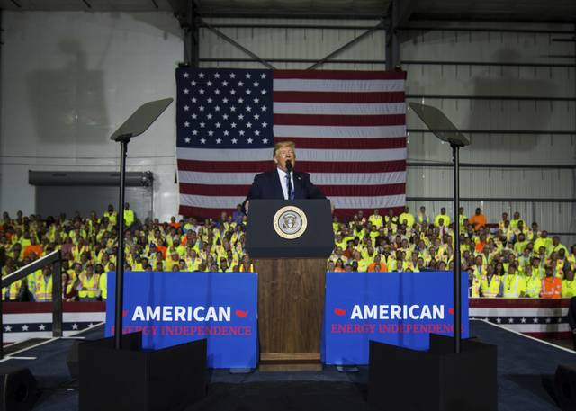 1841493_web1_PTR-Trumpvisit30-081319