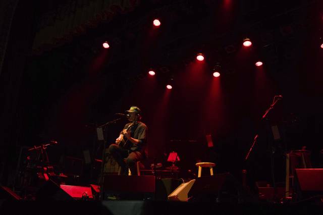 1851179_web1_gtr-liv-kipmoore-5-102519-
