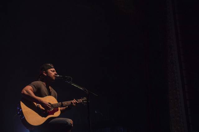 1851179_web1_gtr-liv-kipmoore-8-102519-