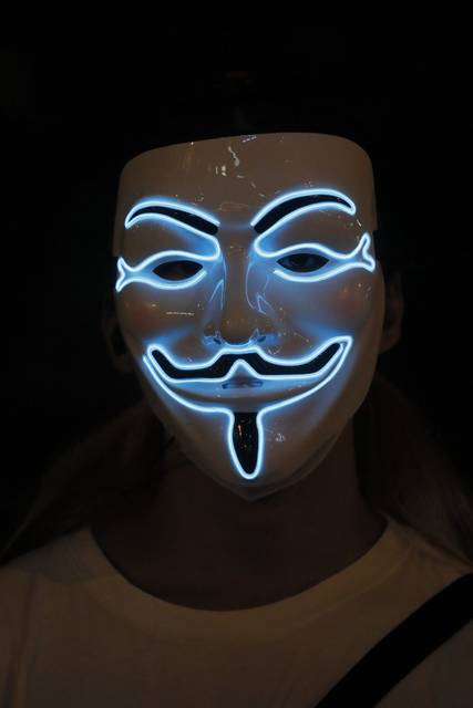 1851554_web1_GTR-hongkongmasks04-102529