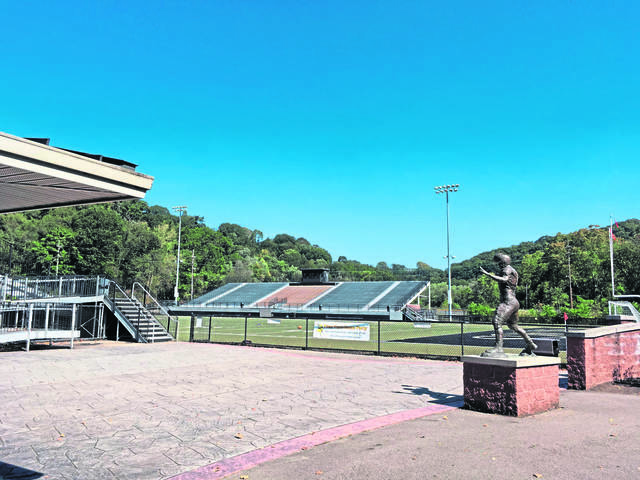 1853788_web1_web-memorialstadium