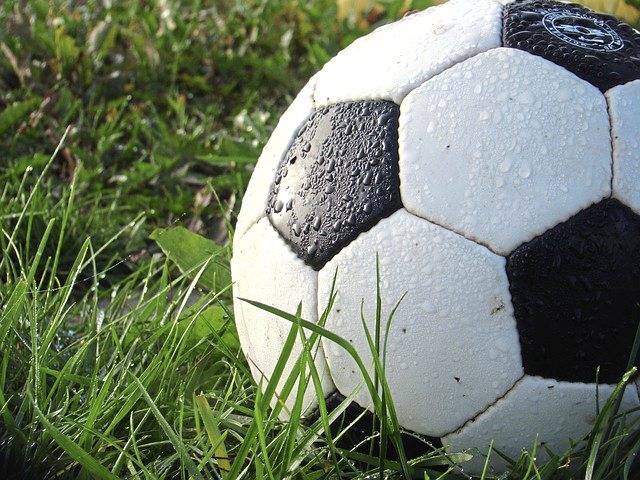 1860821_web1_ptr-SoccerSTOCK2